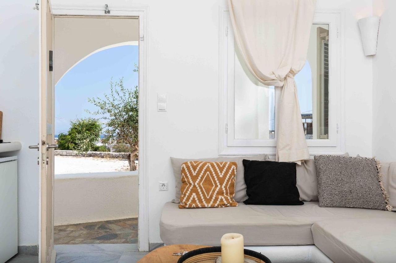 Aspries Suites Piso Livadi Esterno foto